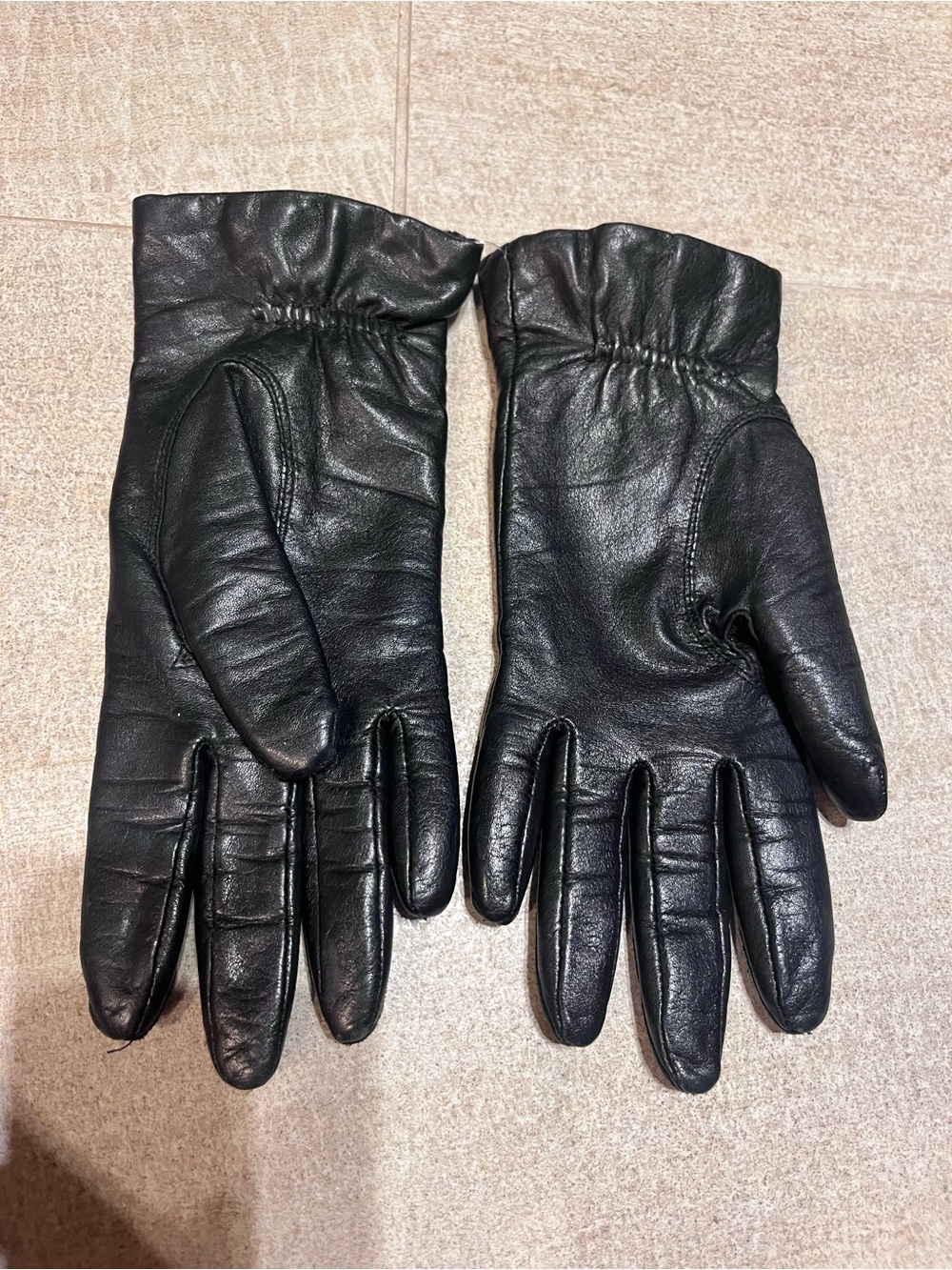 Women's Black Leather Gloves - Classic Winter Style